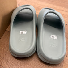 Load image into Gallery viewer, Adidas Yeezy Salt Slides Size 11
