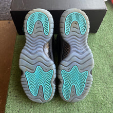 Load image into Gallery viewer, Jordan Gamma 11s Size 6.5Y
