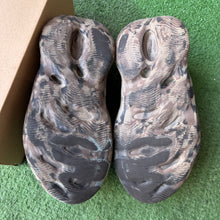 Load image into Gallery viewer, Adidas Yeezy MX Cinder Foam Runners Size 9
