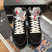 Load image into Gallery viewer, Jordan Reimagined Metallic 5s Size 10
