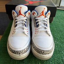 Load image into Gallery viewer, Jordan Knicks 3s Size 13
