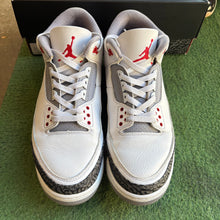 Load image into Gallery viewer, Jordan Fire Red 3s Size 12
