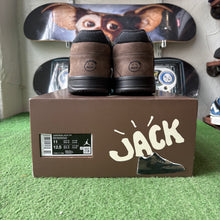 Load image into Gallery viewer, Jordan Mocha Jumpman Jack TRs Size 11
