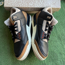 Load image into Gallery viewer, Jordan Desert Elephant 3s Size 10
