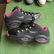 Load image into Gallery viewer, Reebok Low Questions Size 11
