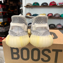 Load image into Gallery viewer, Yeezy Static V2 350s Size 10

