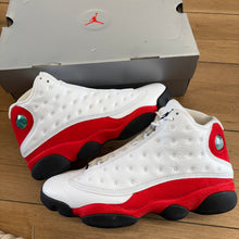 Load image into Gallery viewer, Jordan Chicago 13s Size 10
