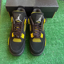 Load image into Gallery viewer, Jordan Thunder 4s Size 8.5
