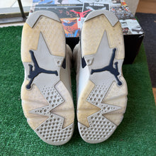 Load image into Gallery viewer, Jordan Georgetown 6s Size 10.5
