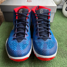 Load image into Gallery viewer, Nike Kyrie Independence Day 1s Size 13
