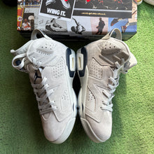 Load image into Gallery viewer, Jordan Georgetown 6s Size 10
