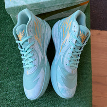 Load image into Gallery viewer, Puma Lunar New Year LaMelo Ball MB.02s Size 11
