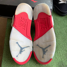 Load image into Gallery viewer, Jordan Fire Red 5s Size 13

