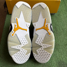 Load image into Gallery viewer, Jordan Yellow Ocre 6s Size 9
