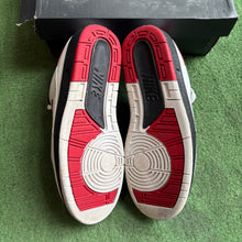 Load image into Gallery viewer, Jordan Chicago Low 2s Size 10.5
