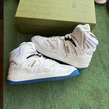 Load image into Gallery viewer, Gucci Baskets Size 9UK

