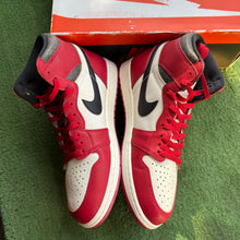 Load image into Gallery viewer, Jordan Lost And Found 1s Size 10.5
