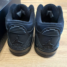 Load image into Gallery viewer, Jordan Black Cat 3s Size 8.5
