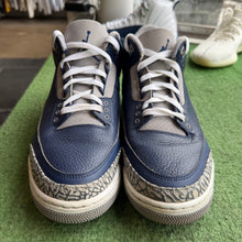 Load image into Gallery viewer, Jordan Georgetown 3s Size 11
