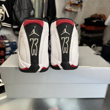 Load image into Gallery viewer, Jordan Black Toe 14s Size 8
