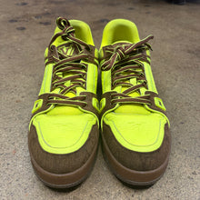 Load image into Gallery viewer, Louis Vuitton Trainers Size 10UK
