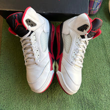 Load image into Gallery viewer, Jordan Black Tongue Fire Red 5s Size 12
