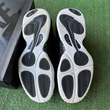 Load image into Gallery viewer, Nike Dr. Doom Foamposites Size 10.5
