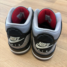 Load image into Gallery viewer, Jordan Black Cement 3s Size 8.5
