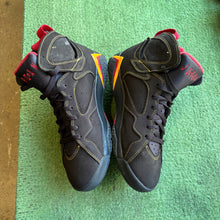 Load image into Gallery viewer, Jordan Citrus 9s Size 9.5
