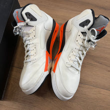 Load image into Gallery viewer, Jordan Shattered Backboard 5s Size 13
