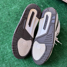 Load image into Gallery viewer, Jordan Mocha 3s Size 12
