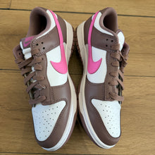 Load image into Gallery viewer, Nike Smokey Mauve Low Dunks Size 10W/8.5M
