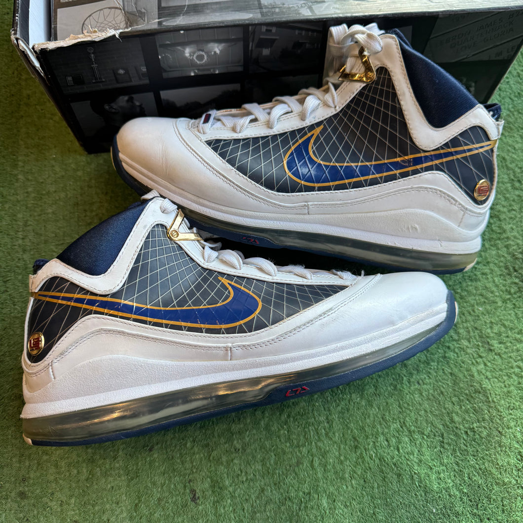 Nike LeBron Midnight Navy 7s Size 10