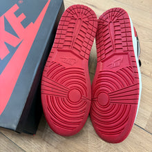 Load image into Gallery viewer, Jordan Chicago 1 Lows Size 10
