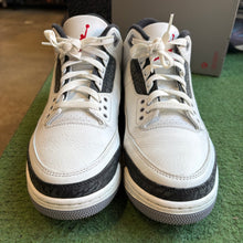 Load image into Gallery viewer, Jordan Cement Grey 3s Size 9
