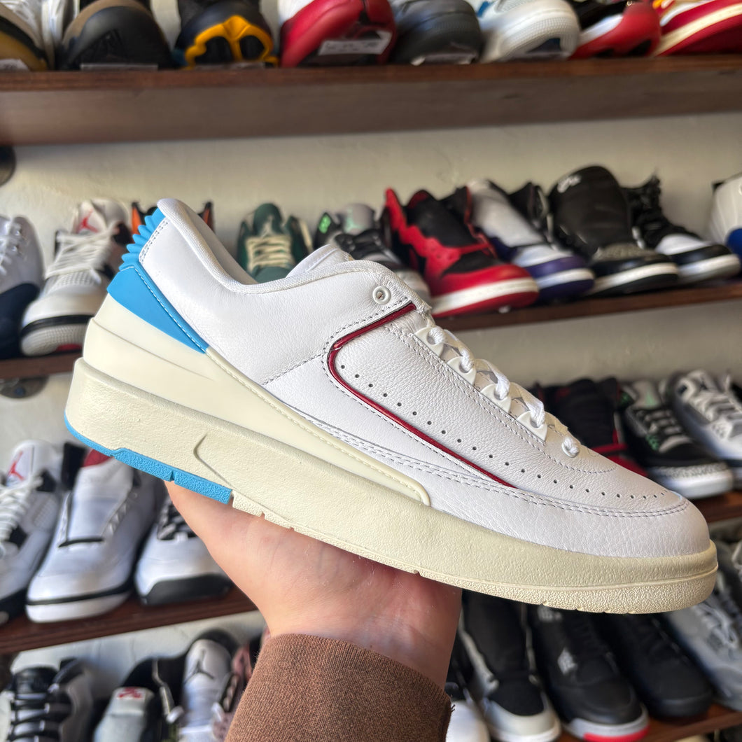 Jordan NC To CHI Low 2s Size 11W/9.5M