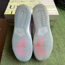 Load image into Gallery viewer, Nike Union Passport Pack Argon Low Dunks Size 10
