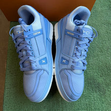 Load image into Gallery viewer, Louis Vuitton Trainers Size 10UK
