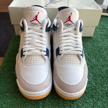 Load image into Gallery viewer, Jordan SB Navy 4s Size 9.5
