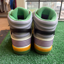 Load image into Gallery viewer, Gucci Basket Highs Size 7+ UK
