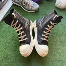 Load image into Gallery viewer, Rick Owens High Ramones Size 42
