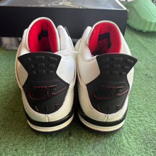 Load image into Gallery viewer, Jordan Flight Club 4s Size 12

