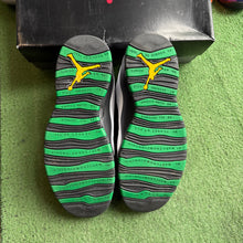 Load image into Gallery viewer, Jordan Seattle 10s Size 10.5
