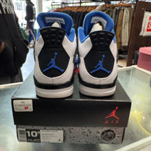 Load image into Gallery viewer, Jordan Motorsport 4s Size 10.5
