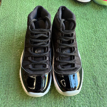 Load image into Gallery viewer, Jordan 72-10 Size 7Y
