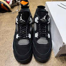 Load image into Gallery viewer, Jordan White Thunder 4s Size 12

