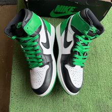Load image into Gallery viewer, Jordan Lucky Green 1s Size 9
