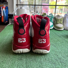 Load image into Gallery viewer, Jordan Gym Red 9s Size 11
