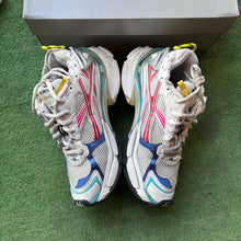 Load image into Gallery viewer, Balenciaga Runners Size 44
