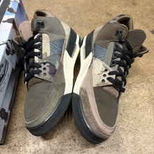Load image into Gallery viewer, Jordan Patchwork Camo 3s Size 9.5
